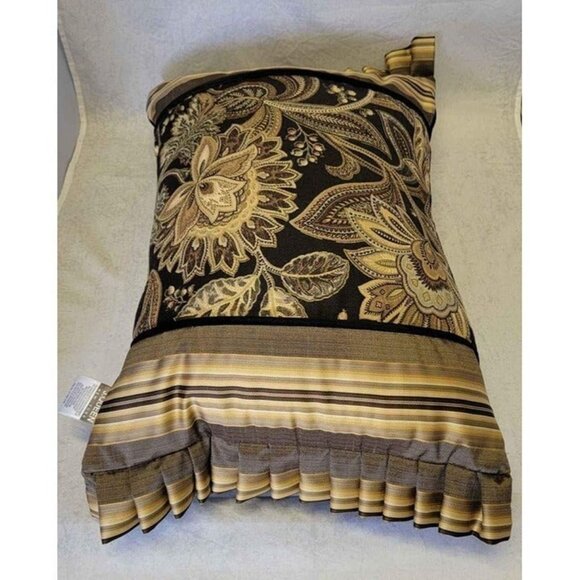 J Queen New York Boudoir Throw Pillow - Picture 8 of 8